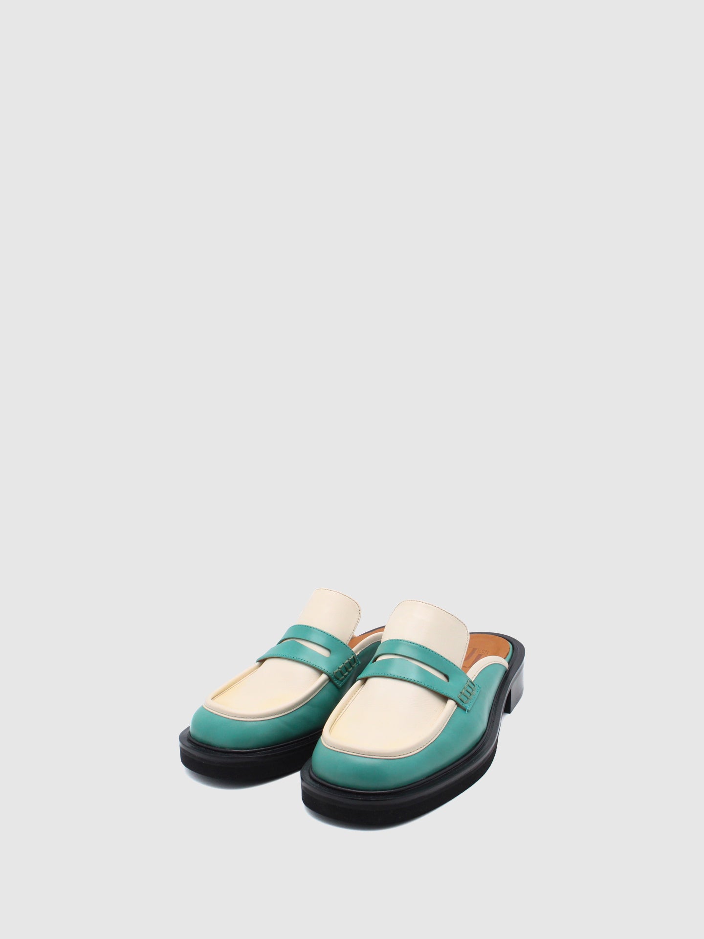 JJ Heitor Mules Slip-on em Verde Branco